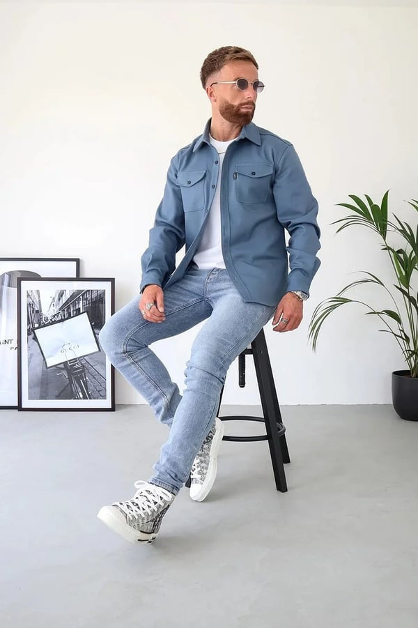 Veste chemise élégante avec boutons de Ozuna