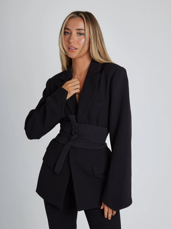 Isabella | Blazer chic avec ceinture élégante