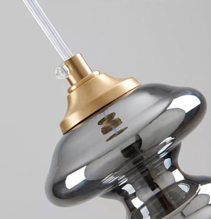 Lampe suspendue étoilée en verre gris pour une atmosphère enchanteresse