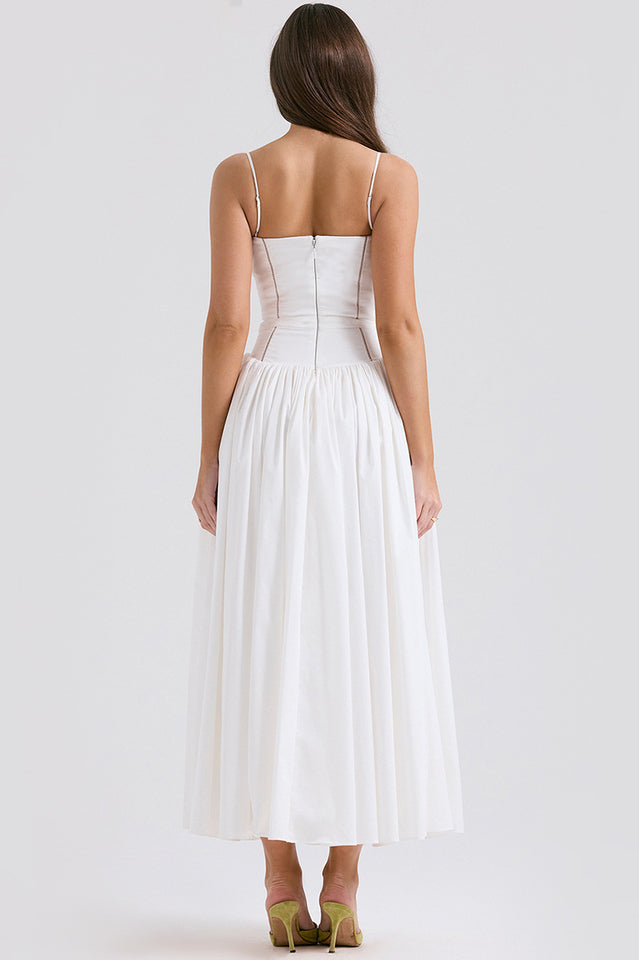Isabelle Robe Blanche en Coton – Style Estival Élégant