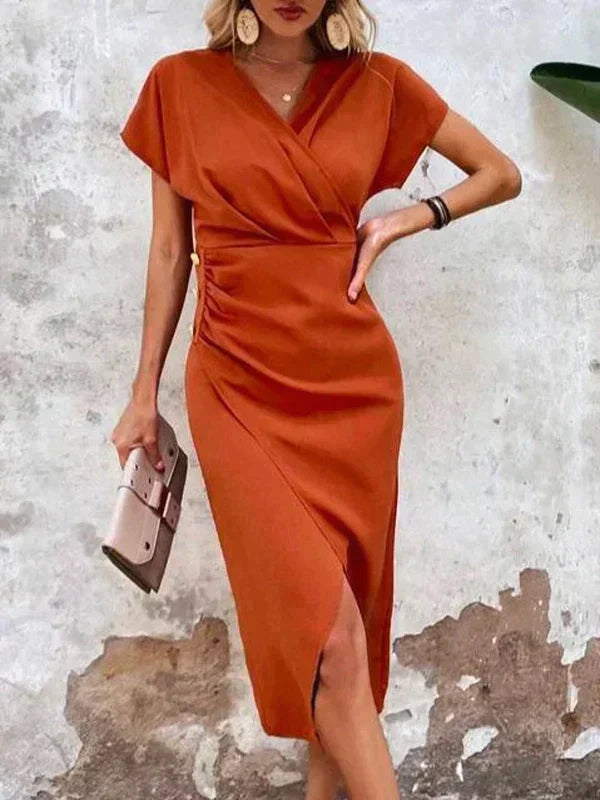 Bo | Trendy V-Neck Midi Dress