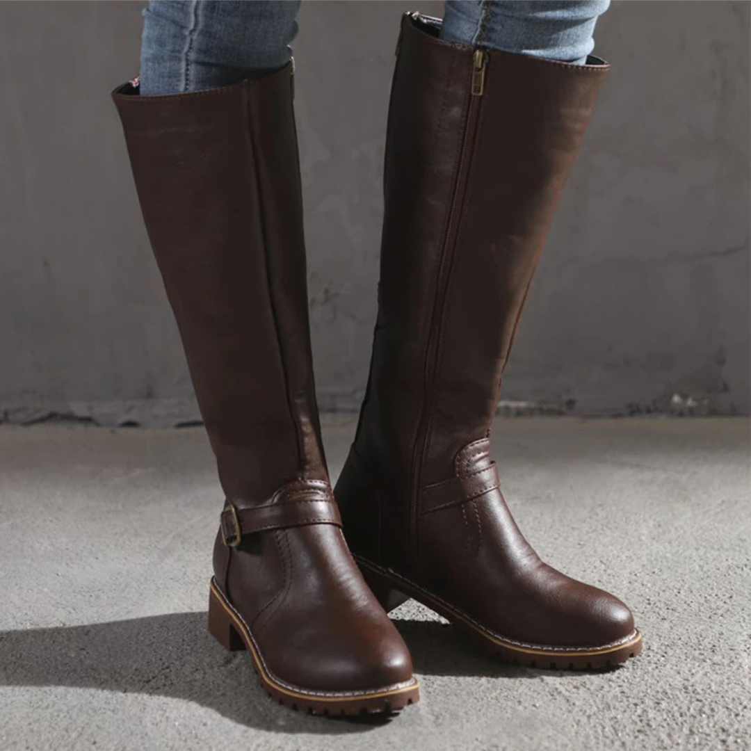 Bottes mi-mollet élégantes pour femmes avec une boucle tendance