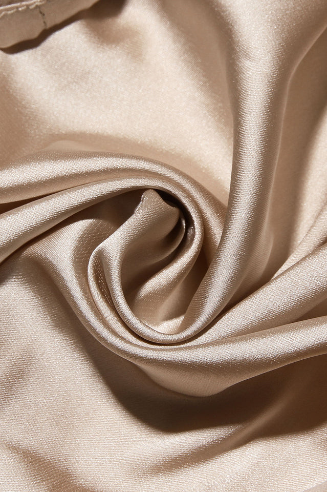 Élina Robe Longue Épaules Dénudées Dentelle Fleurie – Chic Romantique