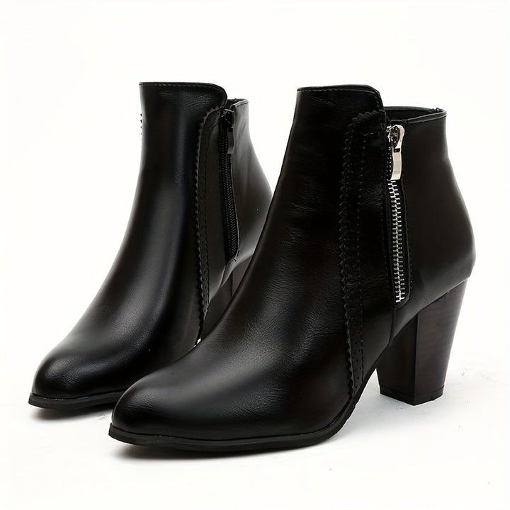 Lotte | Bottines tendance à nez rond et à talons hauts élégants