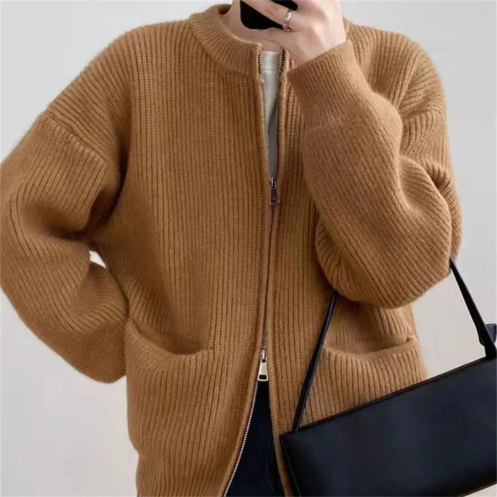 Cardigan élégant pour dames avec fermeture à glissière - Extra large pour le confort et l'élégance