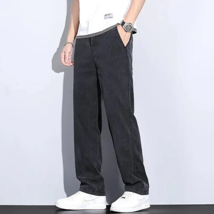 MARKO - Jeans élégants et confortables pour l'homme moderne