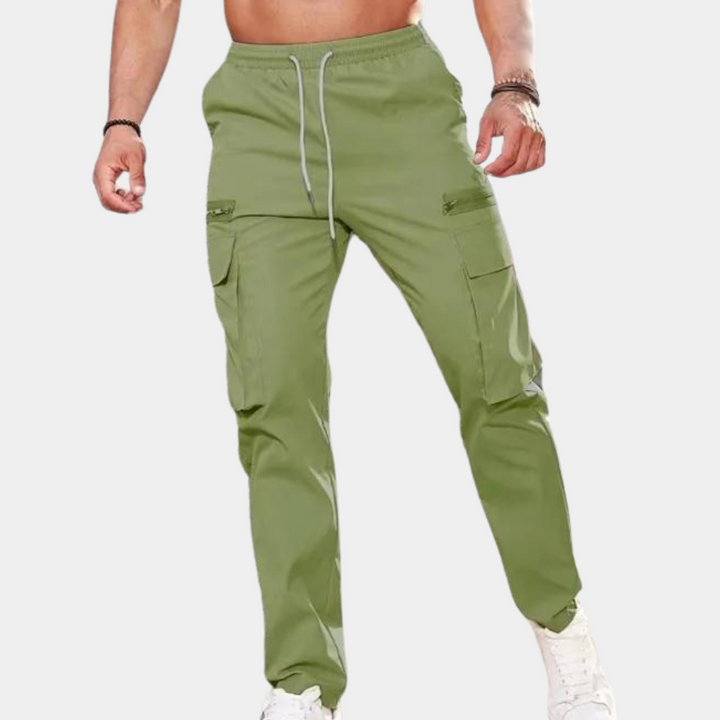 Des pantalons élégants pour l'homme moderne