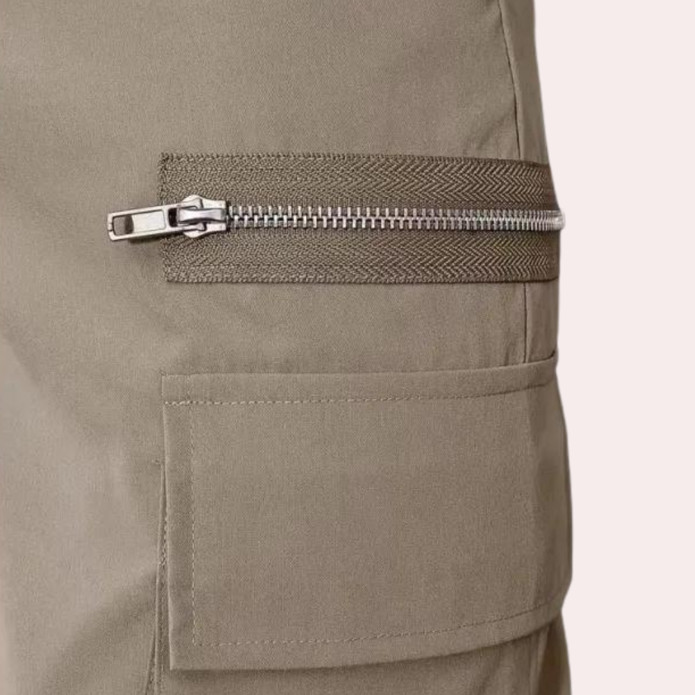 Des pantalons élégants pour l'homme moderne