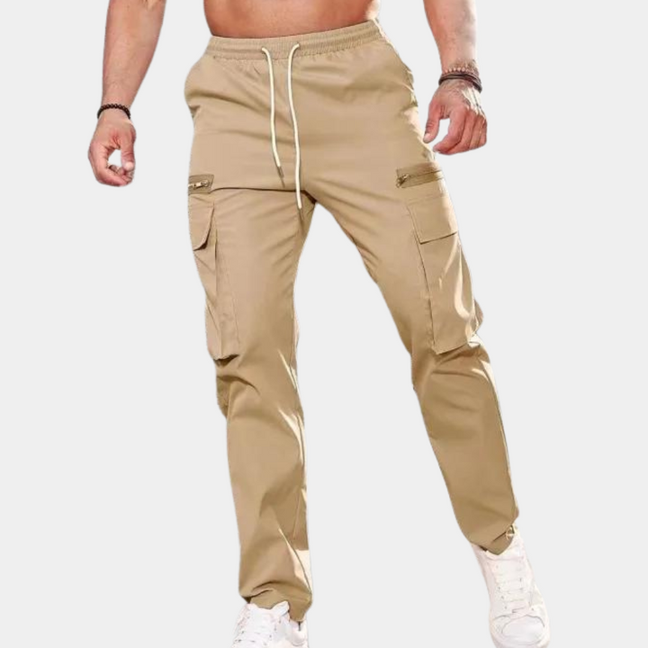 Des pantalons élégants pour l'homme moderne
