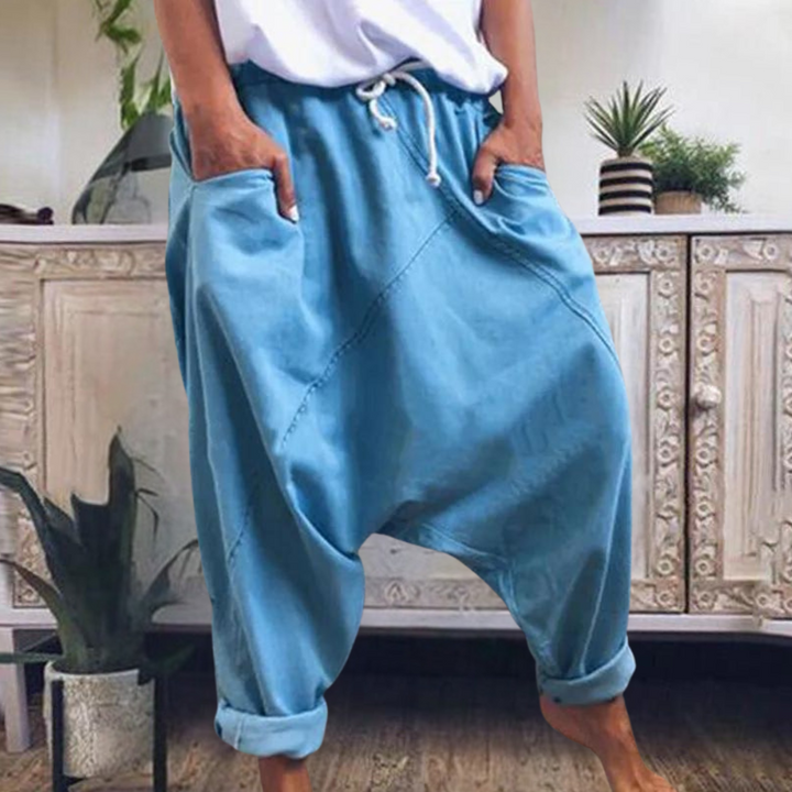 Pantalon chic pour femmes par Edita : élégant et tendance