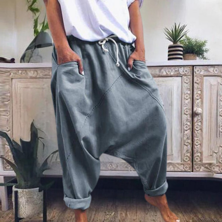 Pantalon chic pour femmes par Edita : élégant et tendance