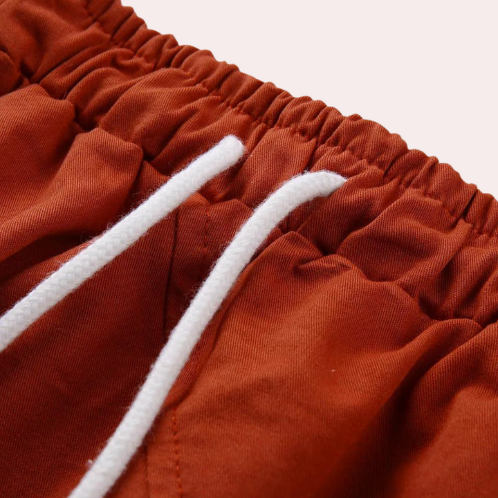 Pantalon chic pour femmes par Edita : élégant et tendance
