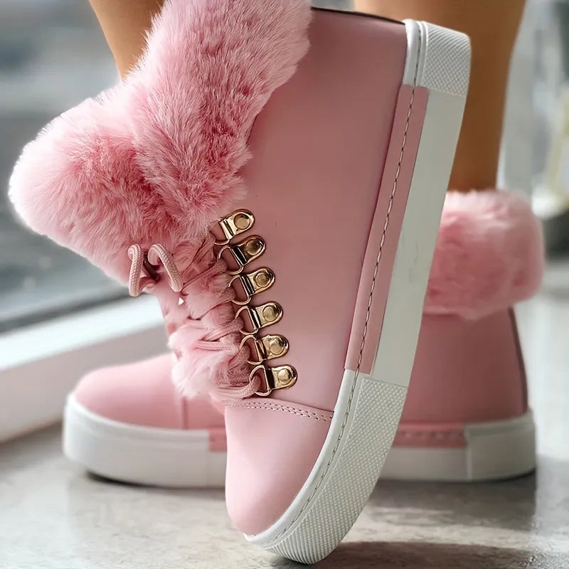 Bottines rembourrées de luxe avec détails en duvet et lacets