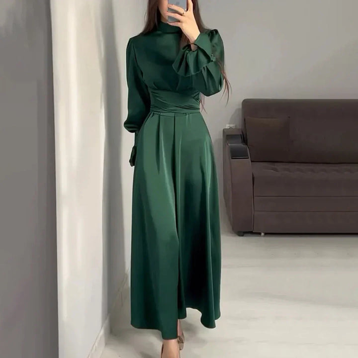 Sina | Robe élégante et chic avec ceinture élégante