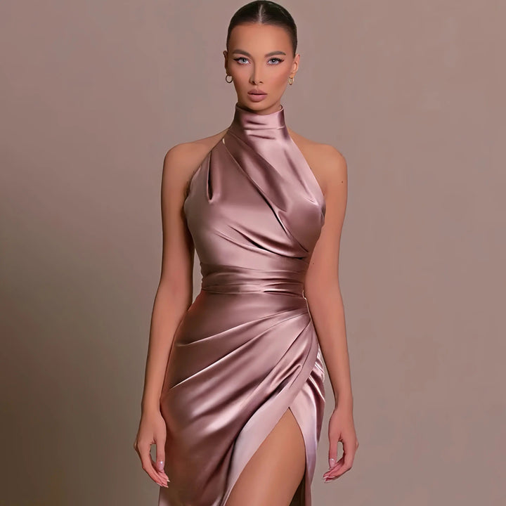 Onni | Élégante robe de soirée en satin dos nu de style classique