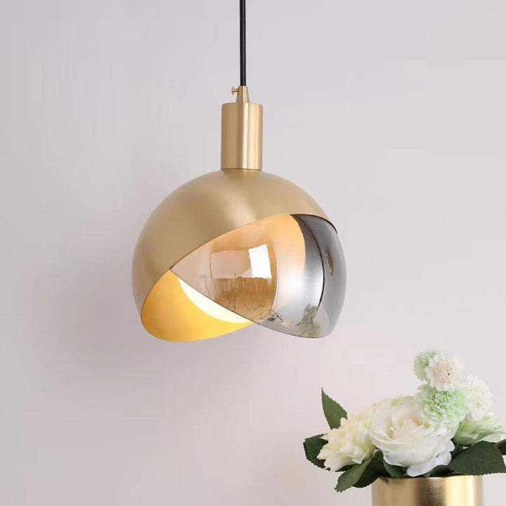 Lampe suspendue moderne en verre doré