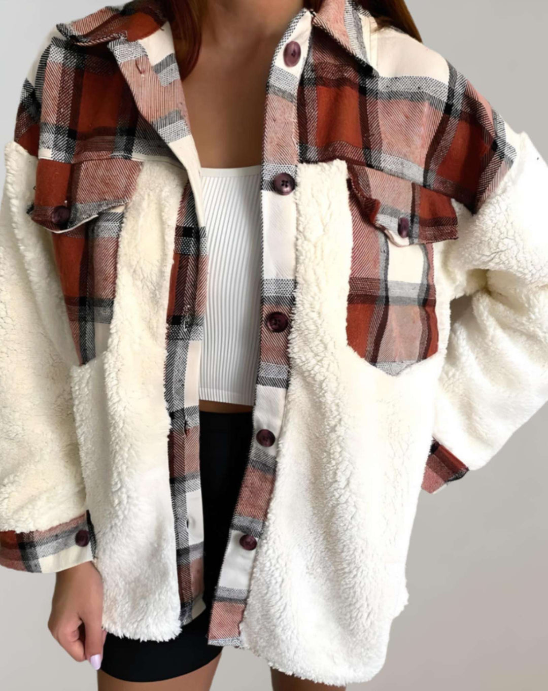 Lisa | Veste d'hiver douillette à carreaux avec poches poitrine
