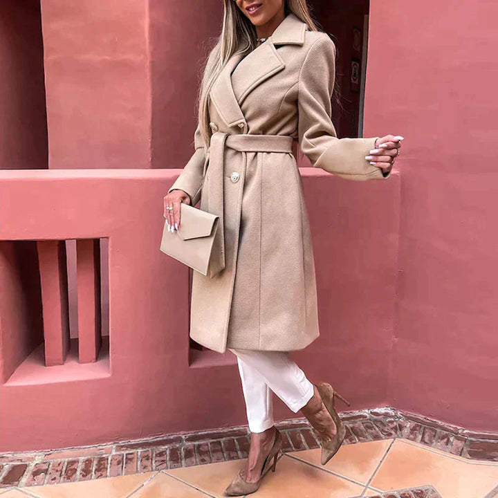 Mila | Veste longue élégante à doubles boutons et de couleur unie pour un look décontracté