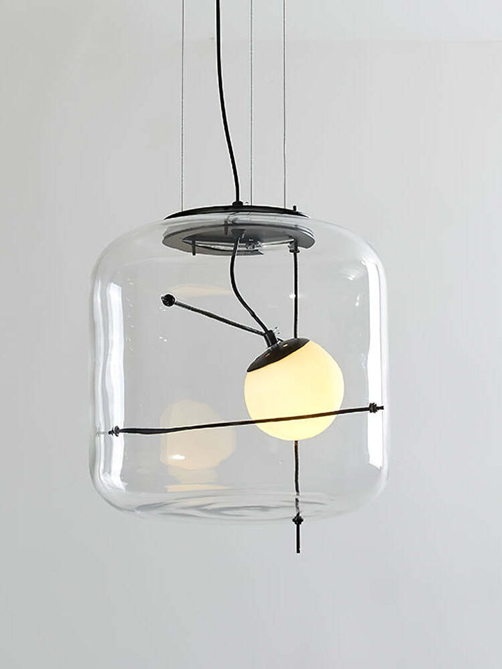Lampe suspendue en verre pour un intérieur élégant