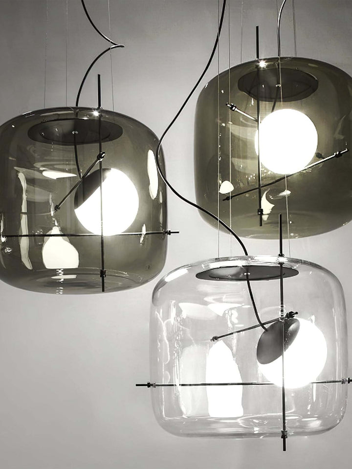 Lampe suspendue en verre pour un intérieur élégant