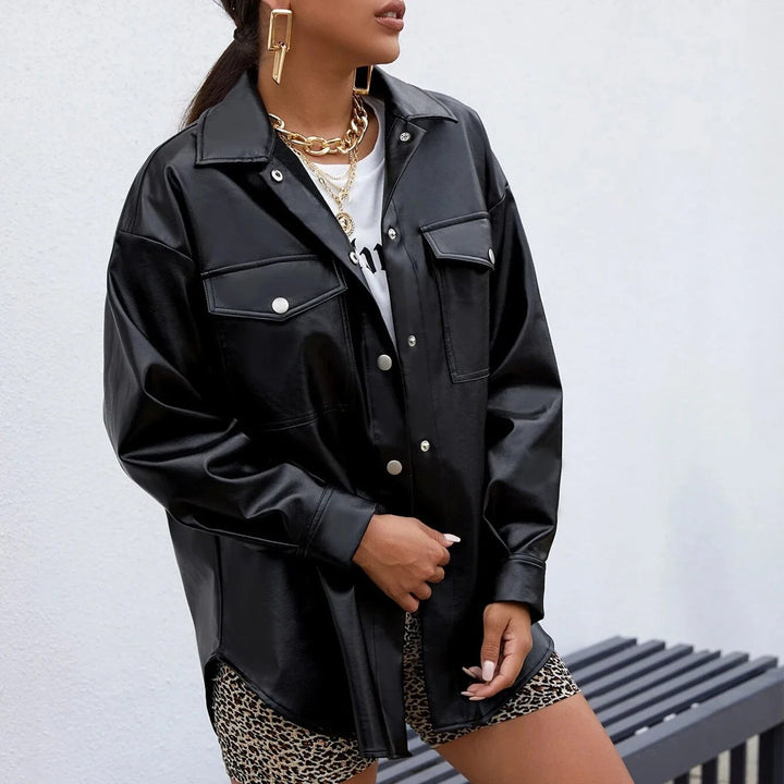 Veste élégante avec revers remarquables et boutons et poches élégants