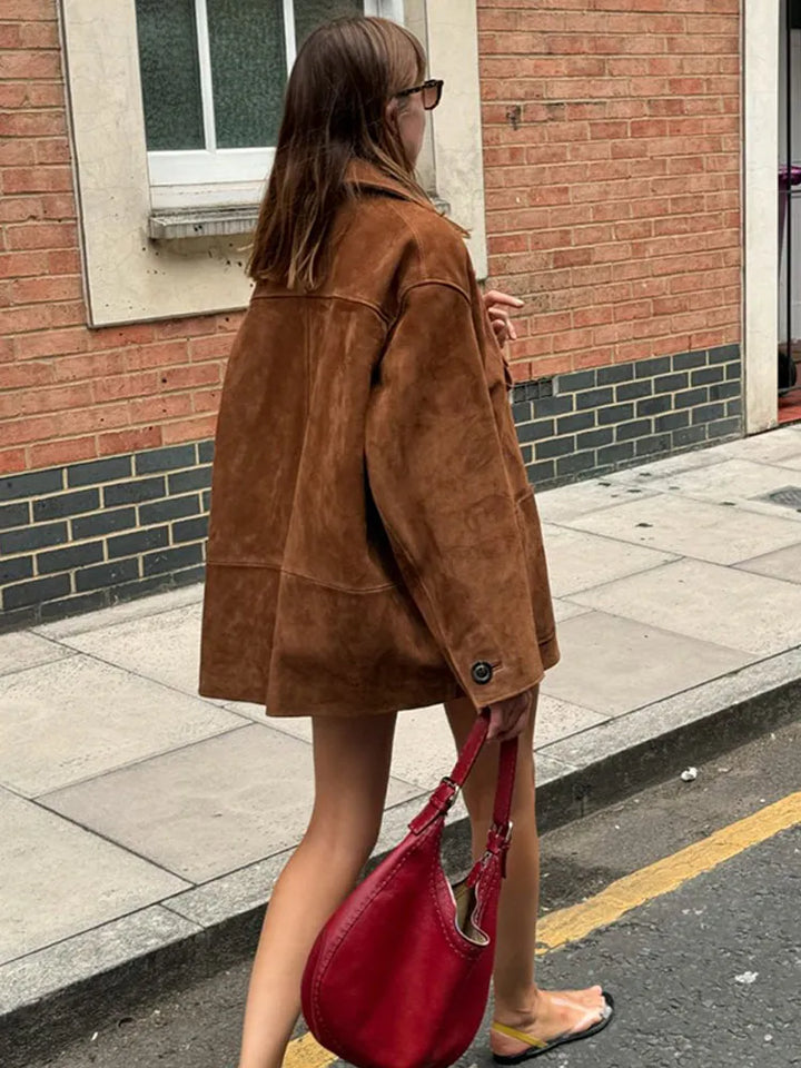 Manteau à col rétro intemporel de Shaina