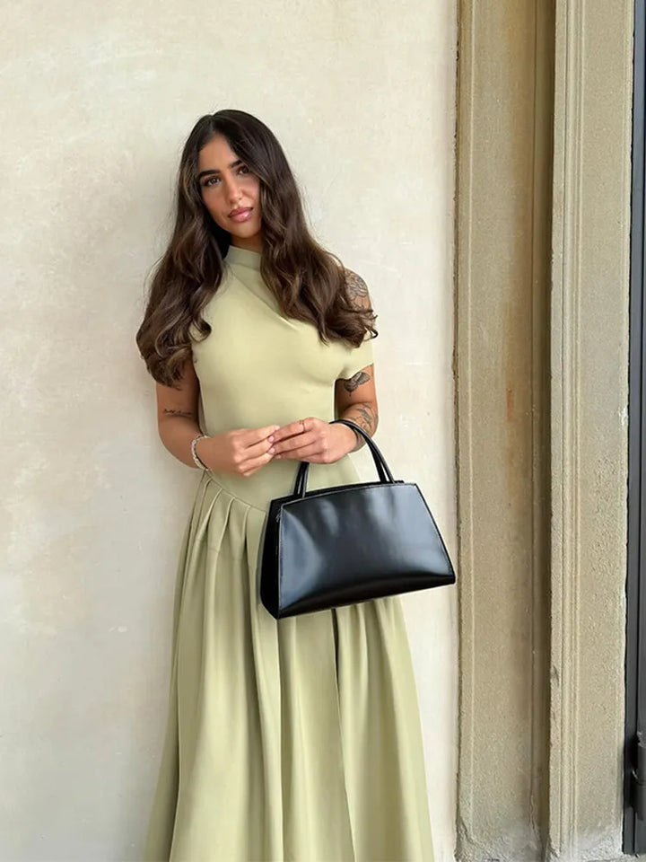 Onni | Robe plissée verte élégante pour femmes pour un look sophistiqué