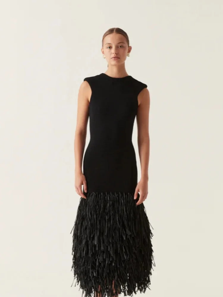 Renne | Robe chic et flatteuse avec pompons ludiques