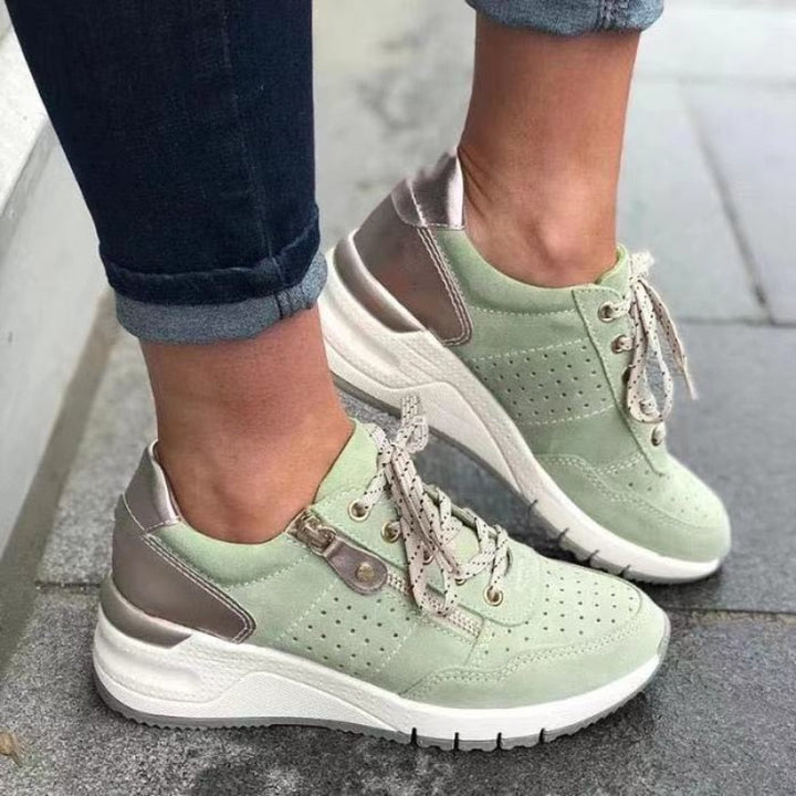 Evi | Élégante chaussure de sport pour femme avec un talon épais pour un look branché
