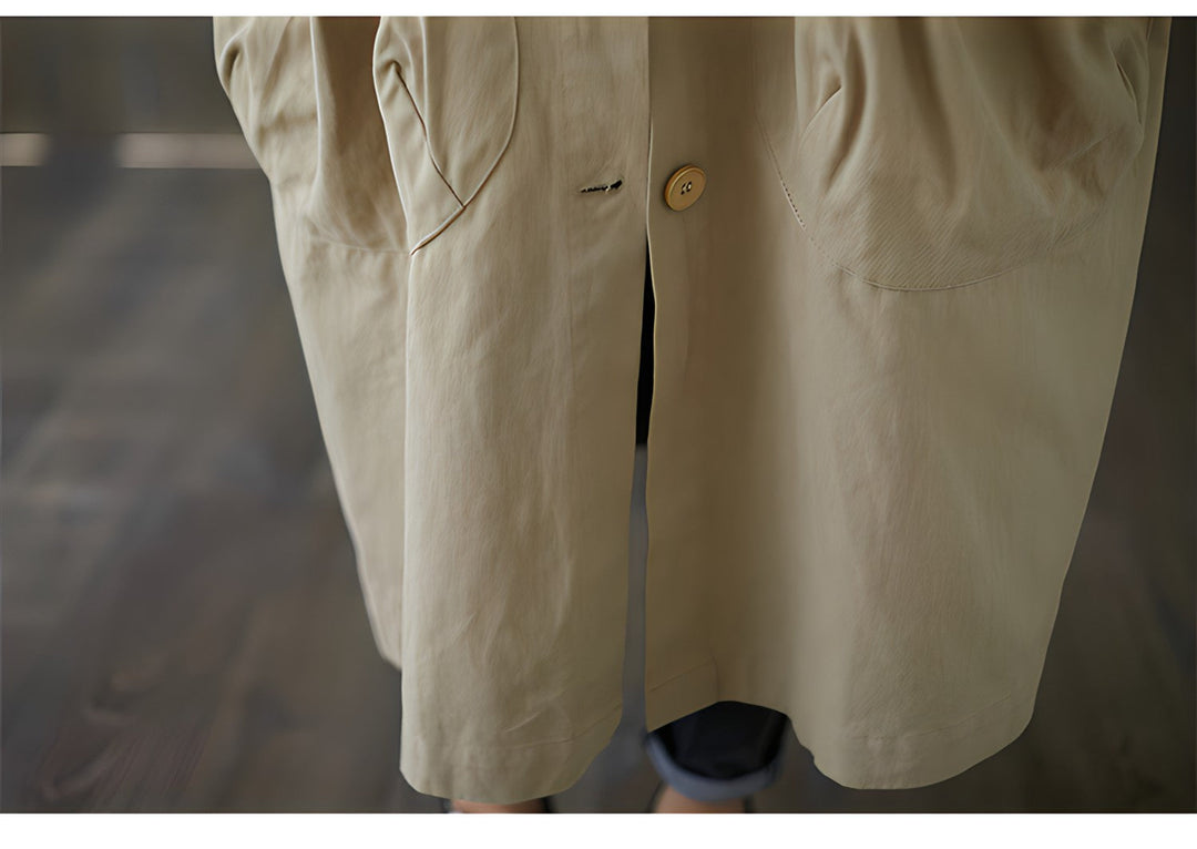 Un trench-coat élégant et confortable pour toutes les occasions