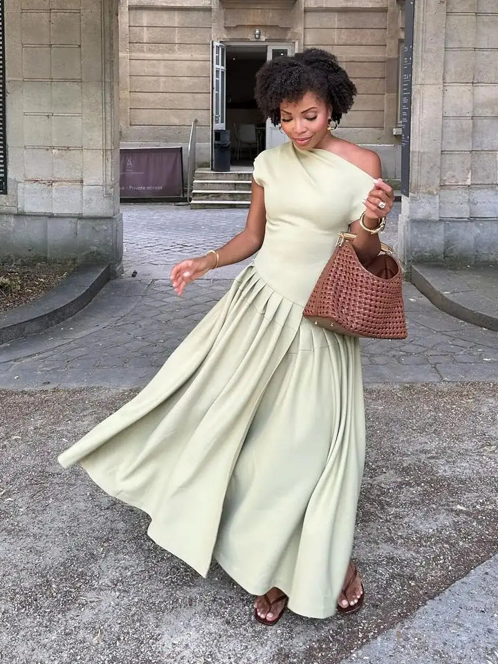 Onni | Robe plissée verte élégante pour femmes pour un look sophistiqué