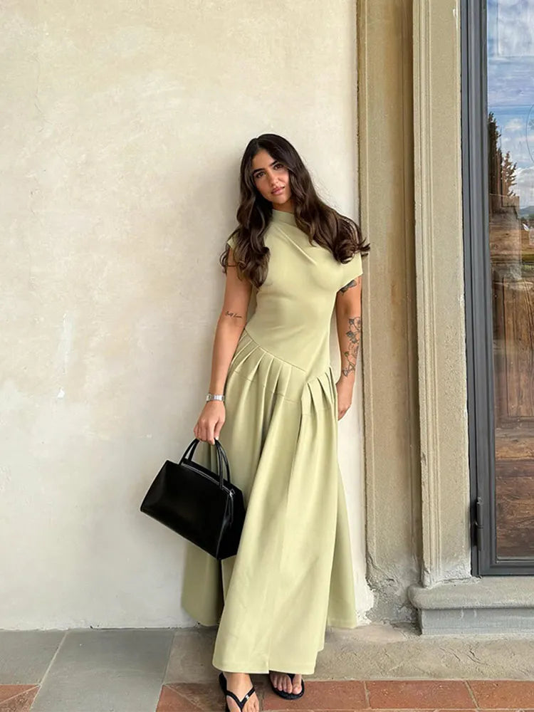 Onni | Robe plissée verte élégante pour femmes pour un look sophistiqué