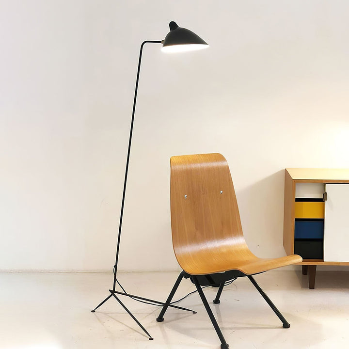 Elégant lampadaire Serge Mouille