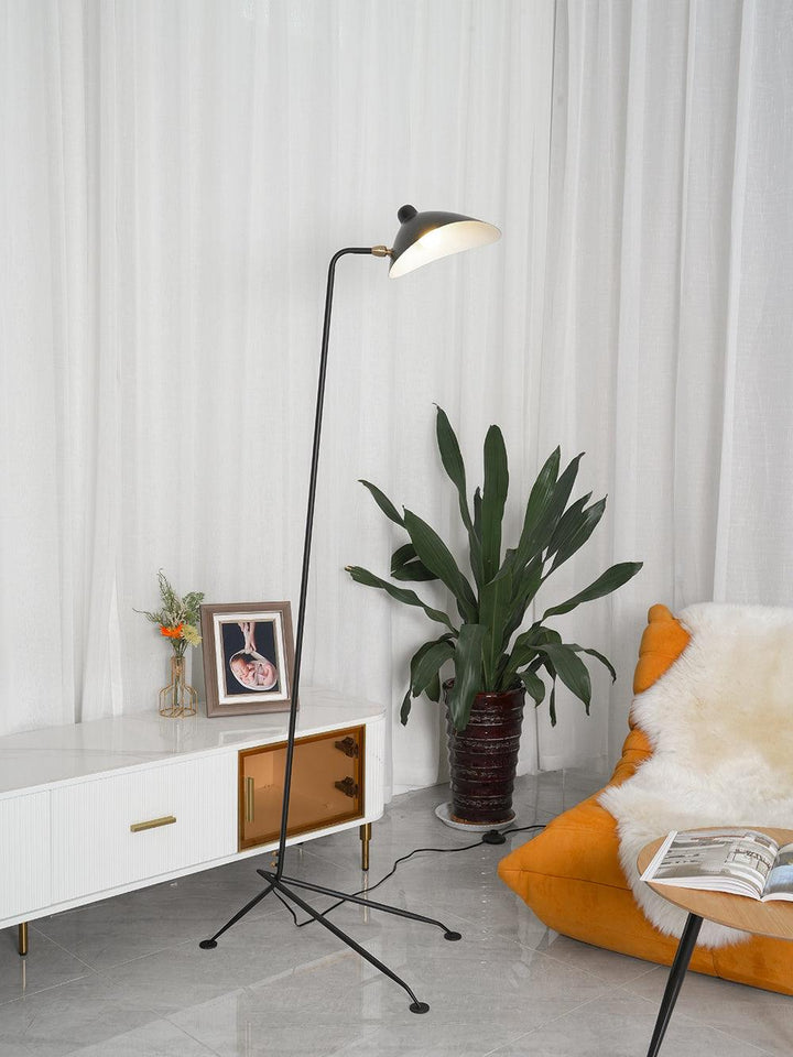 Elégant lampadaire Serge Mouille