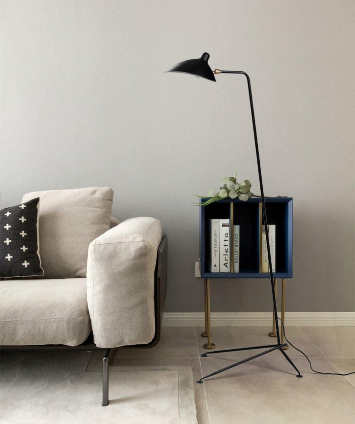 Elégant lampadaire Serge Mouille