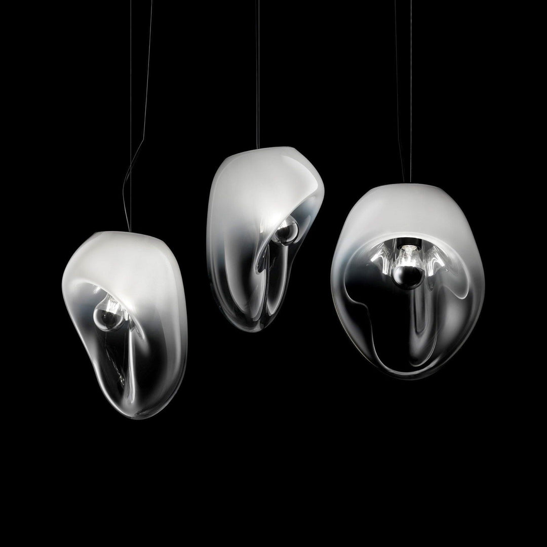 Élégante lampe suspendue en forme de goutte d'eau