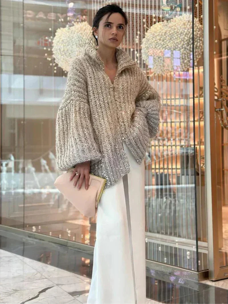 Demi - Cardigan de luxe en soie pour femmes à l'allure rayonnante