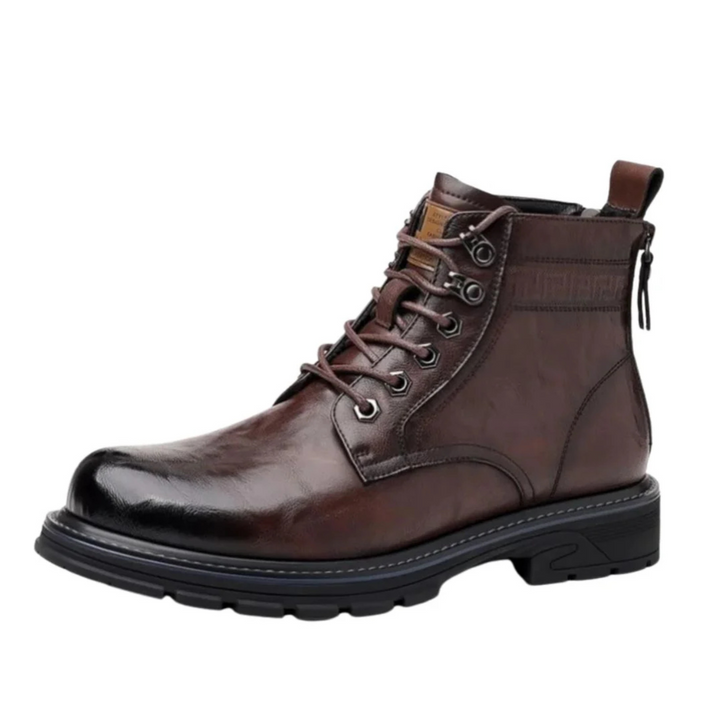 Élevez votre aventure avec les bottes Ranger en cuir de première qualité pour hommes de Jeremiah.