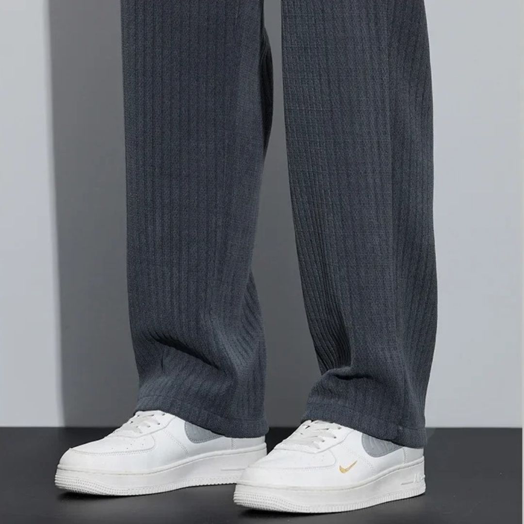 EERO - Pantalon de luxe en velours côtelé pour un confort ultime