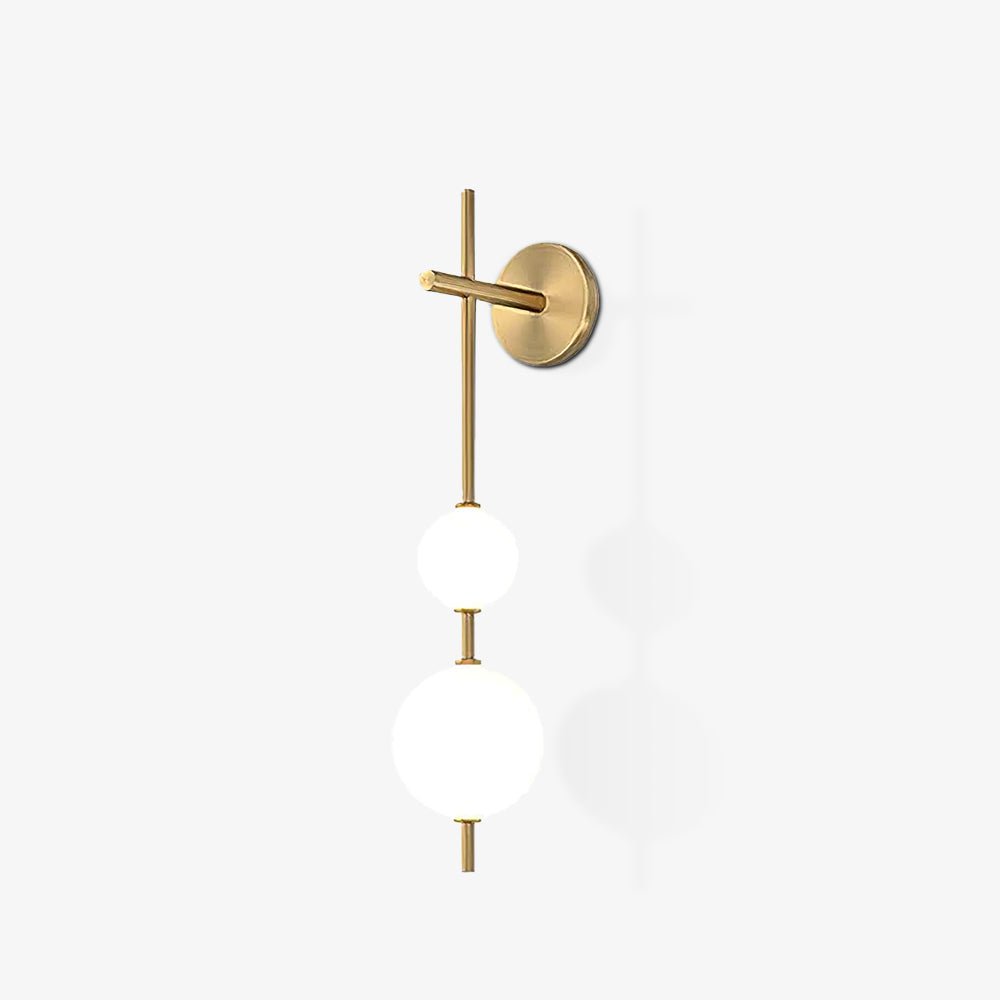 Élégante lampe murale à globe vertical pour une atmosphère enchanteresse