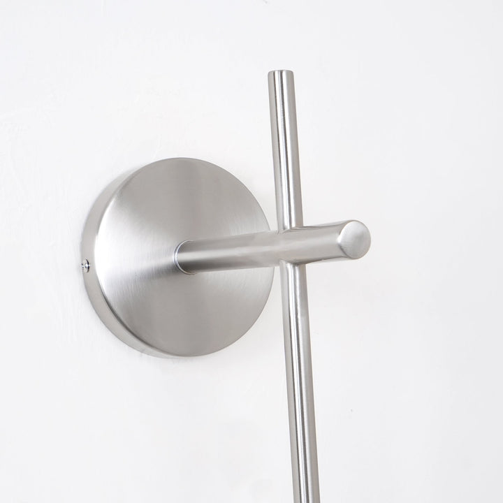 Élégante lampe murale à globe vertical pour une atmosphère enchanteresse
