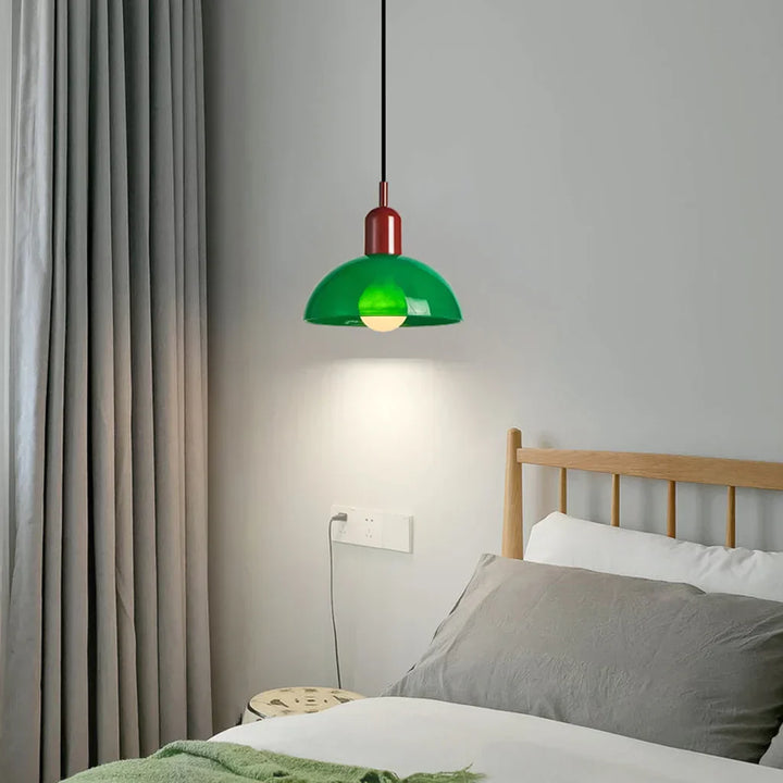 Lampe suspendue colorée Aurora - Une déclaration de mode rayonnante pour votre espace