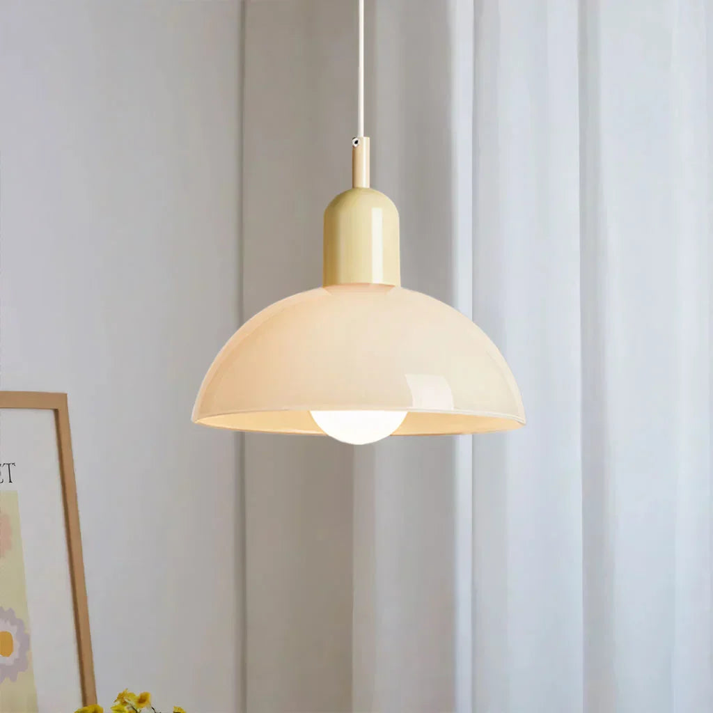 Lampe suspendue colorée Aurora - Une déclaration de mode rayonnante pour votre espace