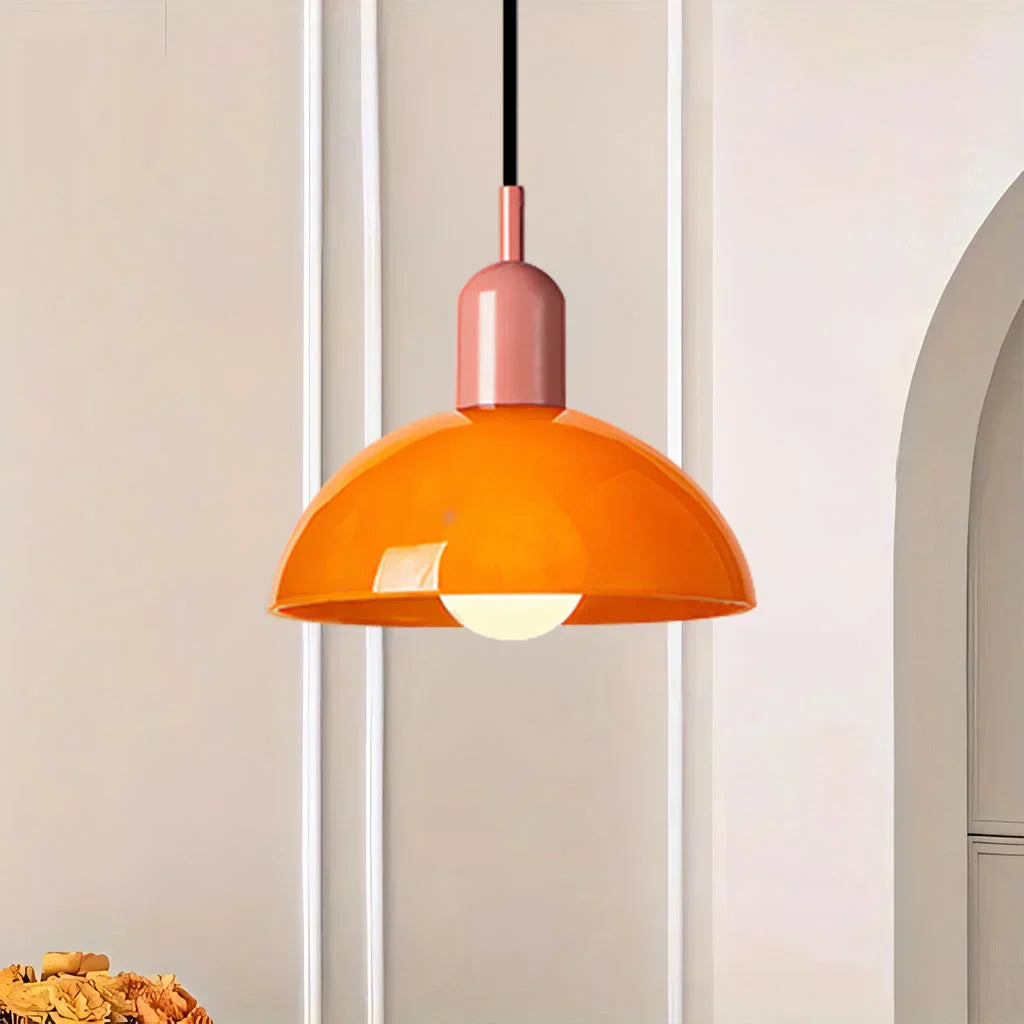 Lampe suspendue colorée Aurora - Une déclaration de mode rayonnante pour votre espace