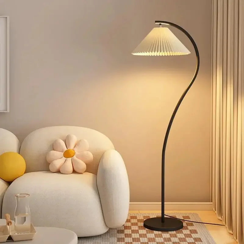 Lampadaire LED en tissu - Design moderne
