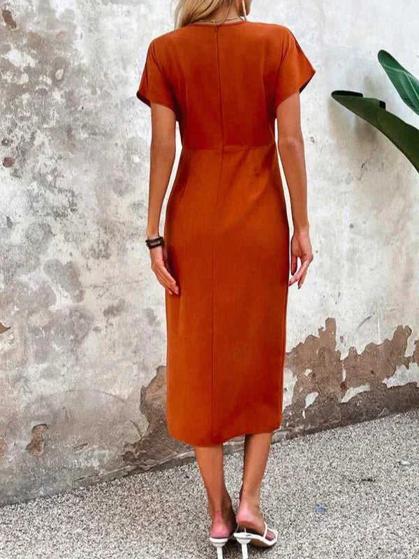 Bo | Trendy V-Neck Midi Dress