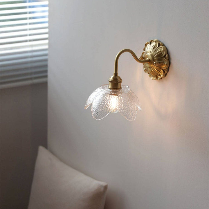 Élégante Lampe à main en verre de Zwanenhals, avec des éléments en verre de Messingakzenten