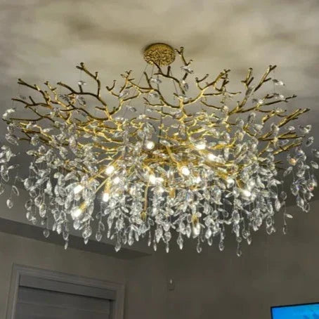 Lustre de luxe en cristal français pour une atmosphère élégante