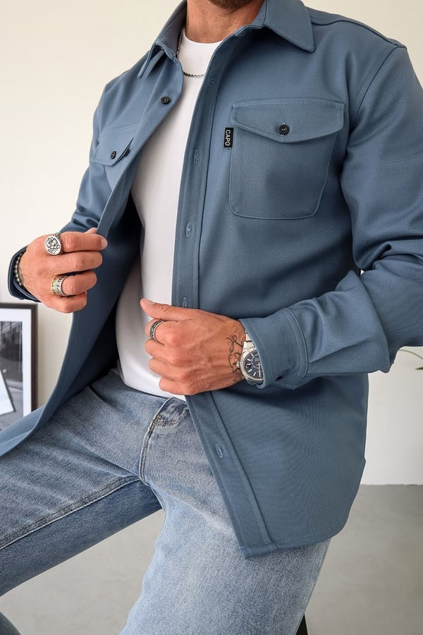 Veste chemise élégante avec boutons de Ozuna