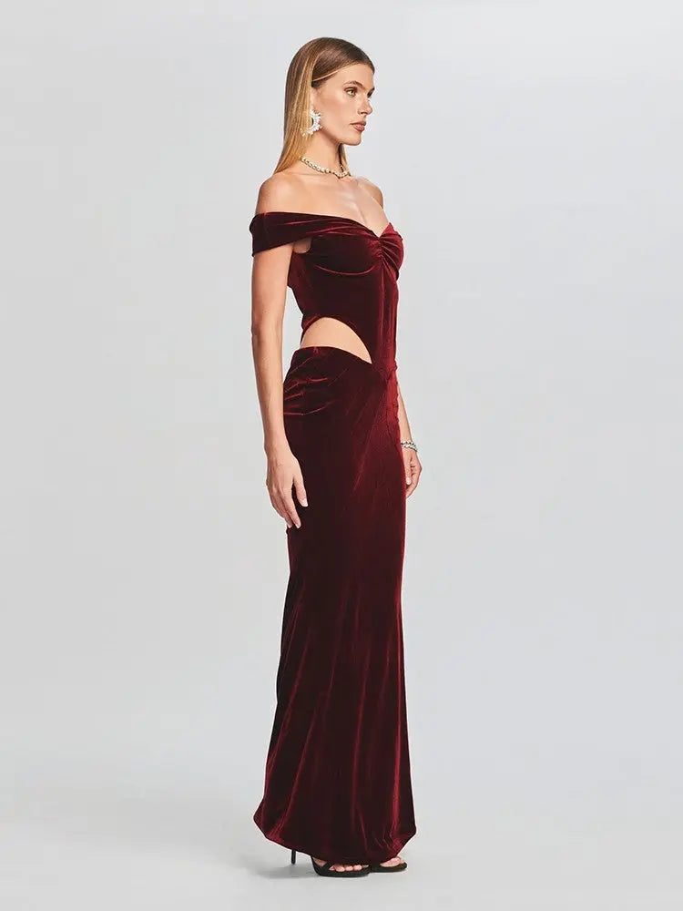 Onni | Elegant Velvet Off-Shoulder Dress with Seductive Cutout for Women (Robe élégante en velours à épaules dénudées et découpes séduisantes pour femmes)